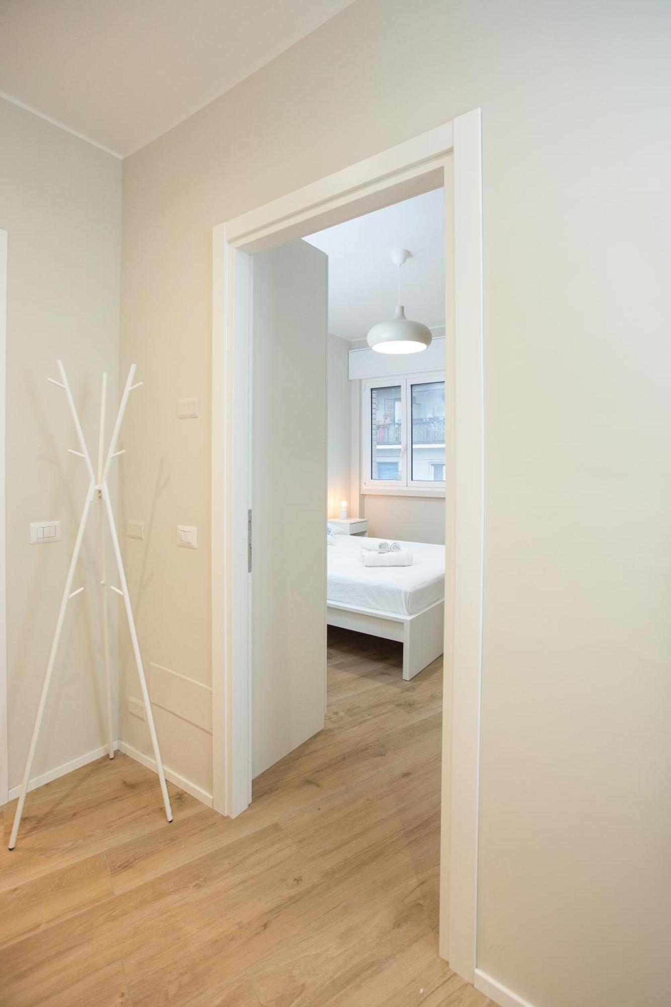 Dreams Exclusive Apartments With Terrace - Free Parking - M1 Station - Near Center Milano Exterior foto