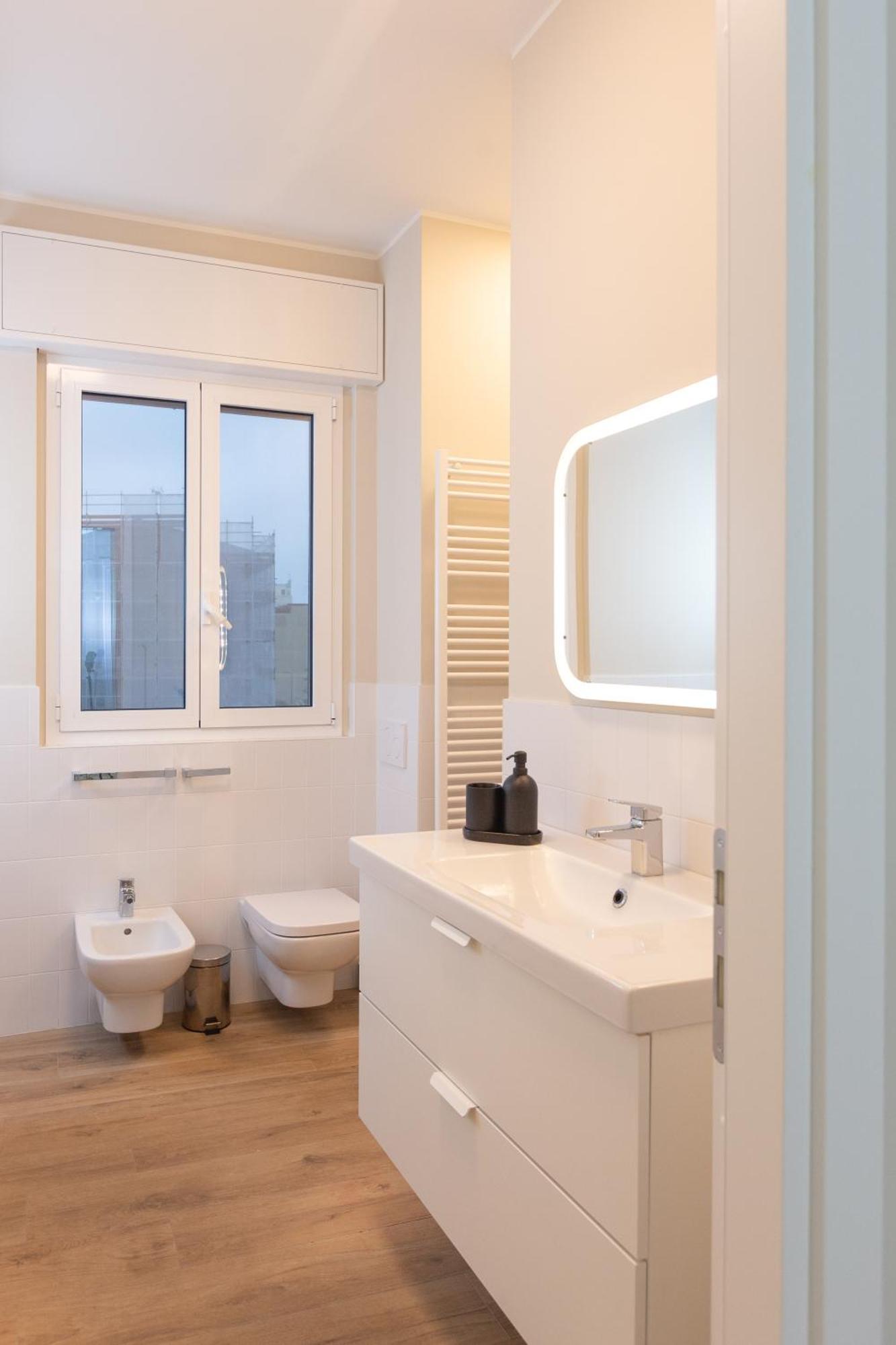 Dreams Exclusive Apartments With Terrace - Free Parking - M1 Station - Near Center Milano Exterior foto